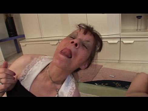 ❤️ To bedstemødre og en bedstefar har en trekant ❌ Porn video at da.dickies-shop.ru