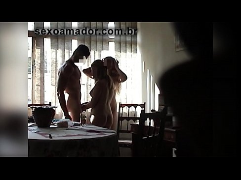 ❤️ Sexveninder inviterer en kæmpe mand og en trekant med ham ❌ Porn video at da.dickies-shop.ru