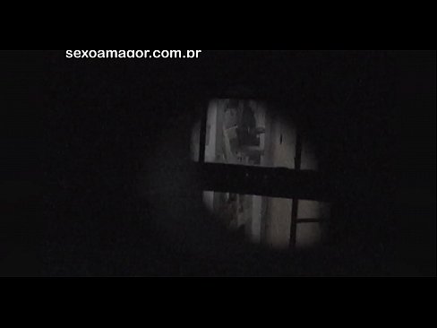 ❤️ Blondie bliver hemmeligt videooptaget af en voyeur fra nabolaget gemt bag hule mursten ❌ Porn video at da.dickies-shop.ru